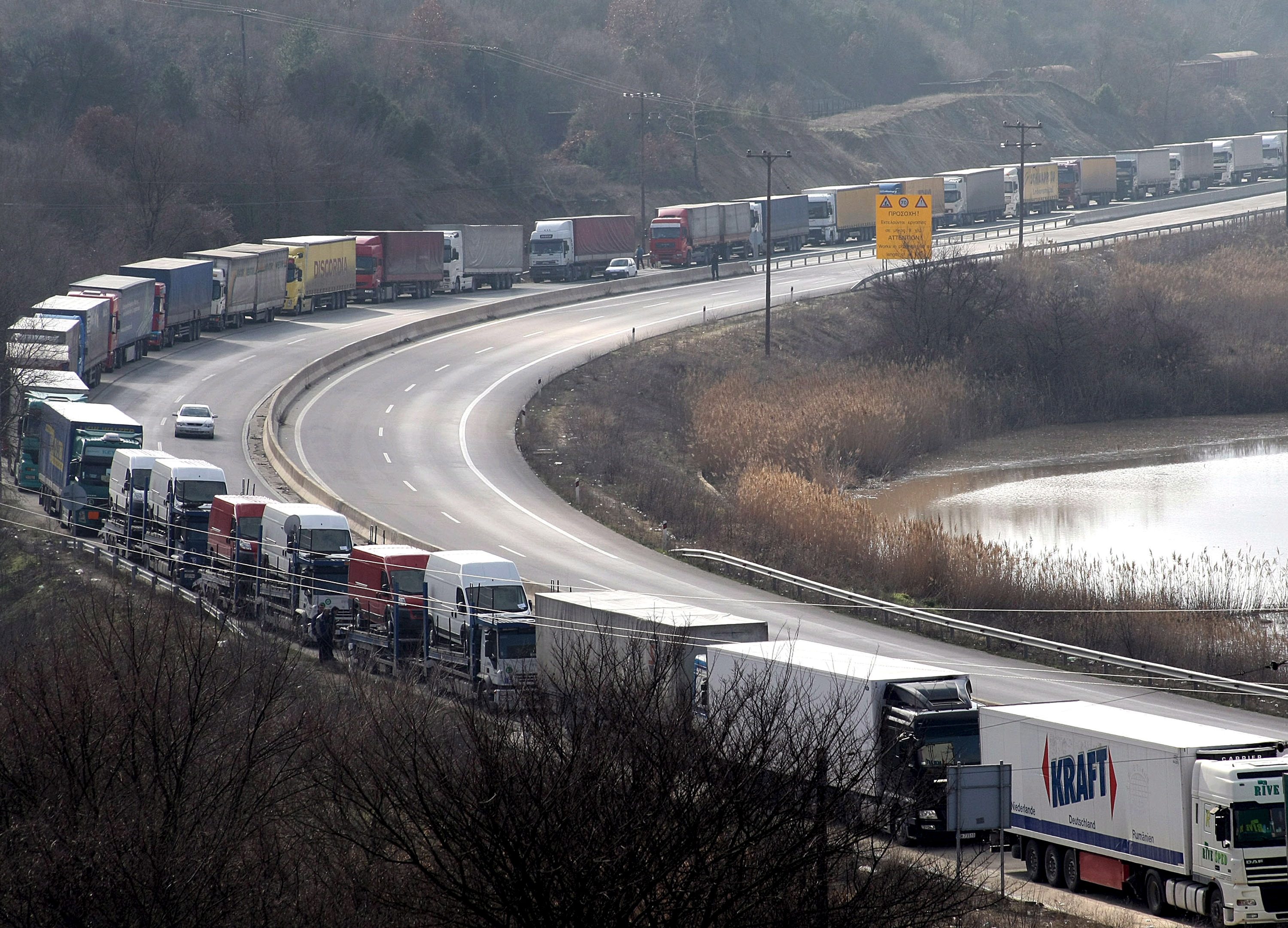 UPDATE | Coșmarul transportatorilor s-a încheiat. Circulația între Grecia și Bulgaria a fost reluată
