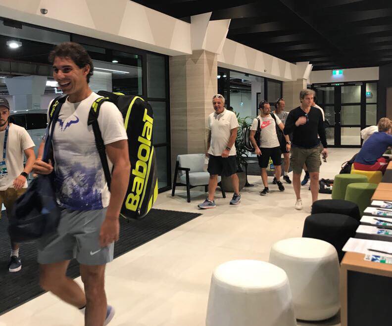 Rafael Nadal a ajuns în Australia, pentru primul turneu de Mare Șlem al anului. Ibericul a efectuat primul antrenament / VIDEO