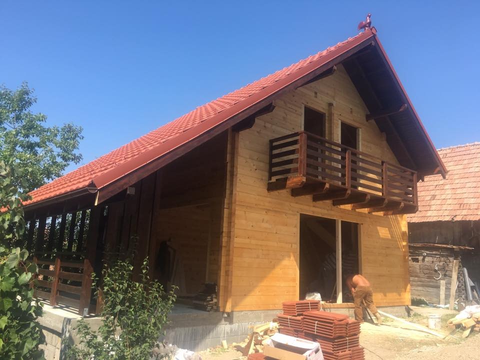 REPORTAJ/Case cu suflet de familie, de la București la Saint-Tropez. Frații Bogdan și Ștefan Mariș au crescut odată cu afacerea părinților