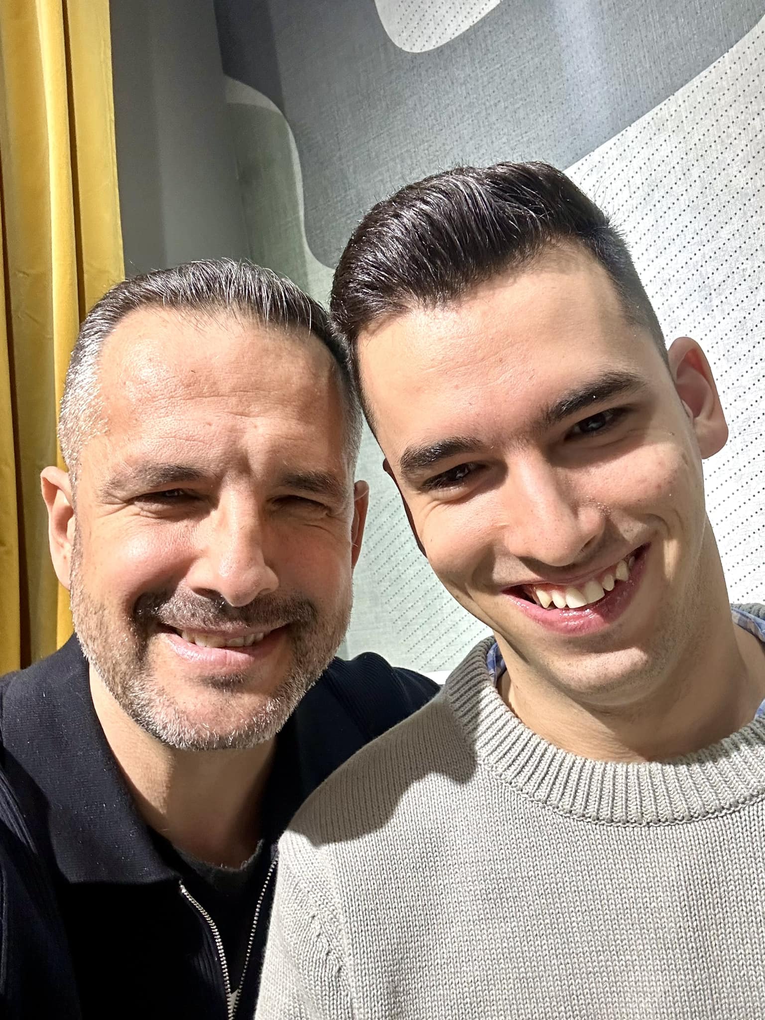 Scrisoarea lui Mădălin Ionescu pentru Filip, băiatul lui care suferă de hemipareză: „România nu e încă un loc pentru copiii ca tine”