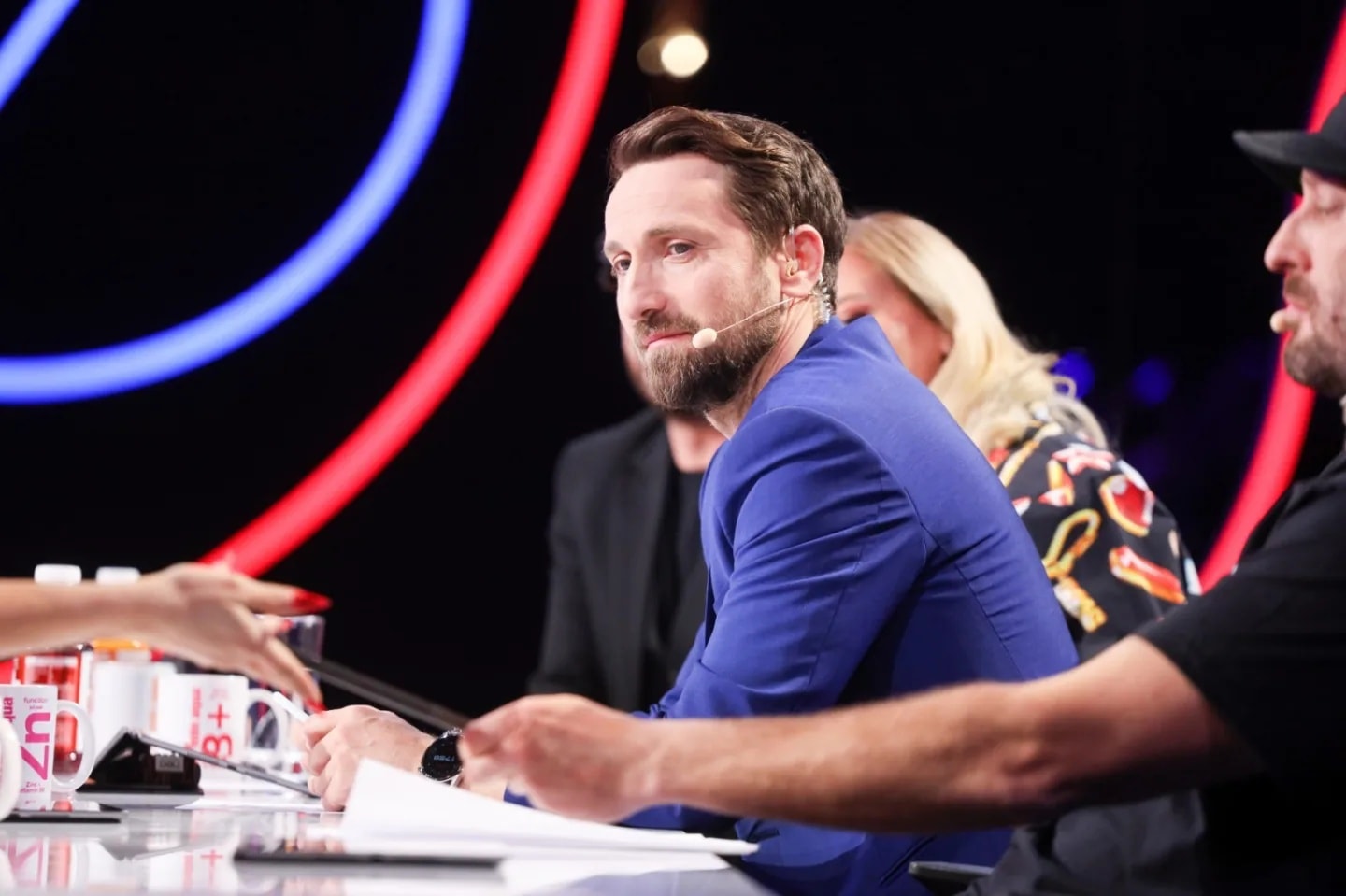 Dani Oțil, criticat de fani după ce Gabriela Prisăcariu a făcut o glumă despre Mihaela Rădulescu: „Dacă la 50 de ani ești bunică”