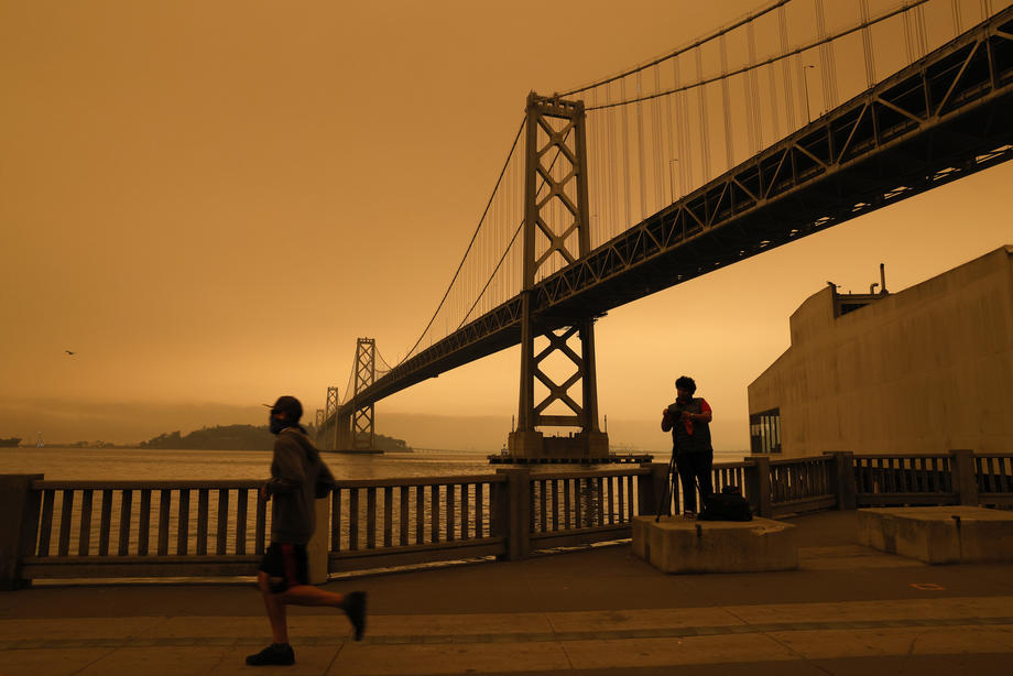 VIDEO | Imagini apocaliptice din San Francisco, după incendiile de vegetație care au devastat California: “Parcă ne-am trezit pe Marte. E înspăimântător”