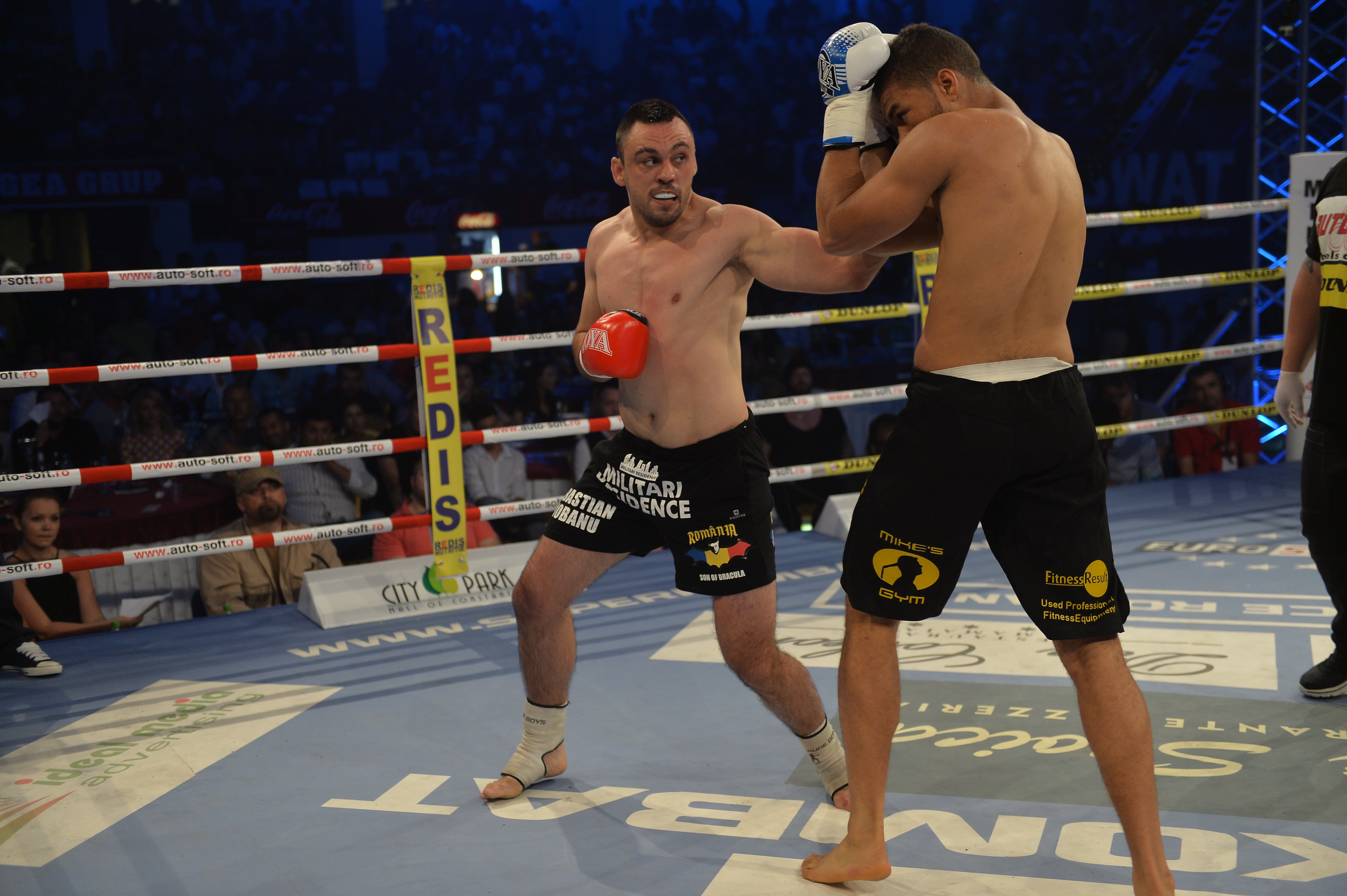 SUPERKOMBAT CONSTANȚA: Cătălin Moroșanu l-a distrus pe gigantul de 2,07 metri / REZULTATE & GALERIE FOTO & VIDEO