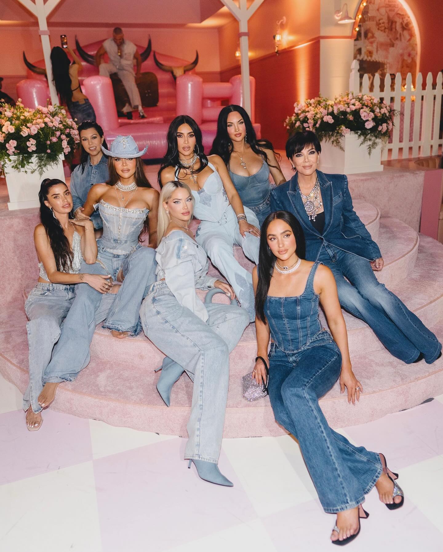Kanye West, acuzații dure la adresa „clanului Kardashian”. Ce nu-i convine rapper-ului: „Este ca și cum aș fi la închisoare”