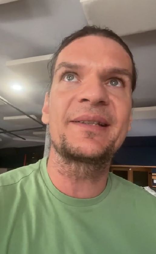 Tudor Chirilă, deranjat de gestul făcut de o angajată de la Teatrul de Comedie: „E complicat să chemi poliția pentru așa ceva”