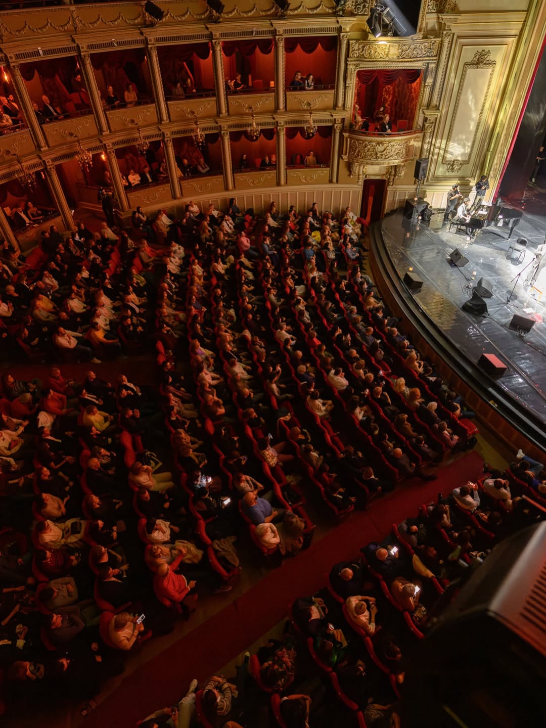 Cum a apărut Damian Drăghici pe scenă la Opera Națională București: „De la ai mei am învățat”