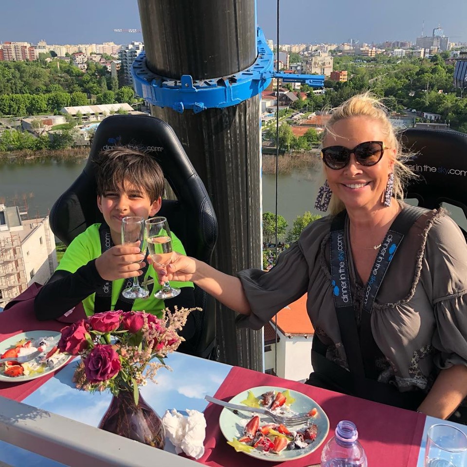 Ce surpriză i-a făcut Vica Blochina băiețelului ei. "Te iubesc de nu pot să descriu în cuvinte" | FOTO