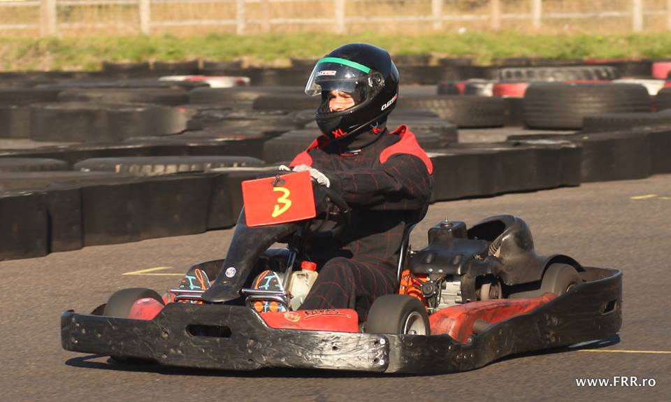 Stejarii s-au distrat la karting, în aşteptarea meciului cu naţionala Canadei, marți, ora 18:45 / GALERIE FOTO
