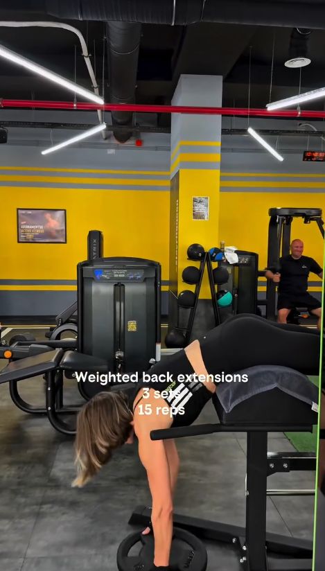 Imagini spectaculoase cu Romanița Iovan în sala de fitness la 62 de ani