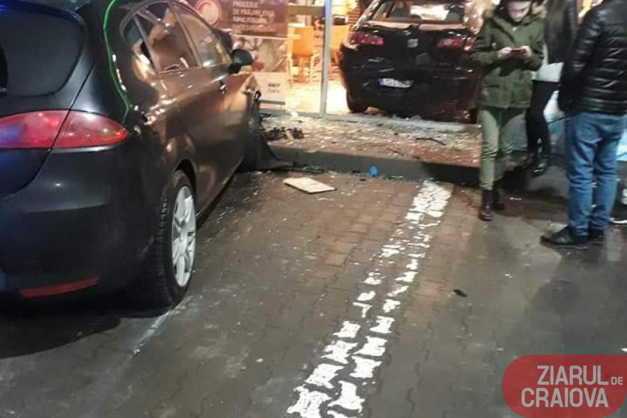 FOTO & VIDEO / Accident grav, noaptea trecută, într-o benzinărie din Craiova. Un client a fost rănit