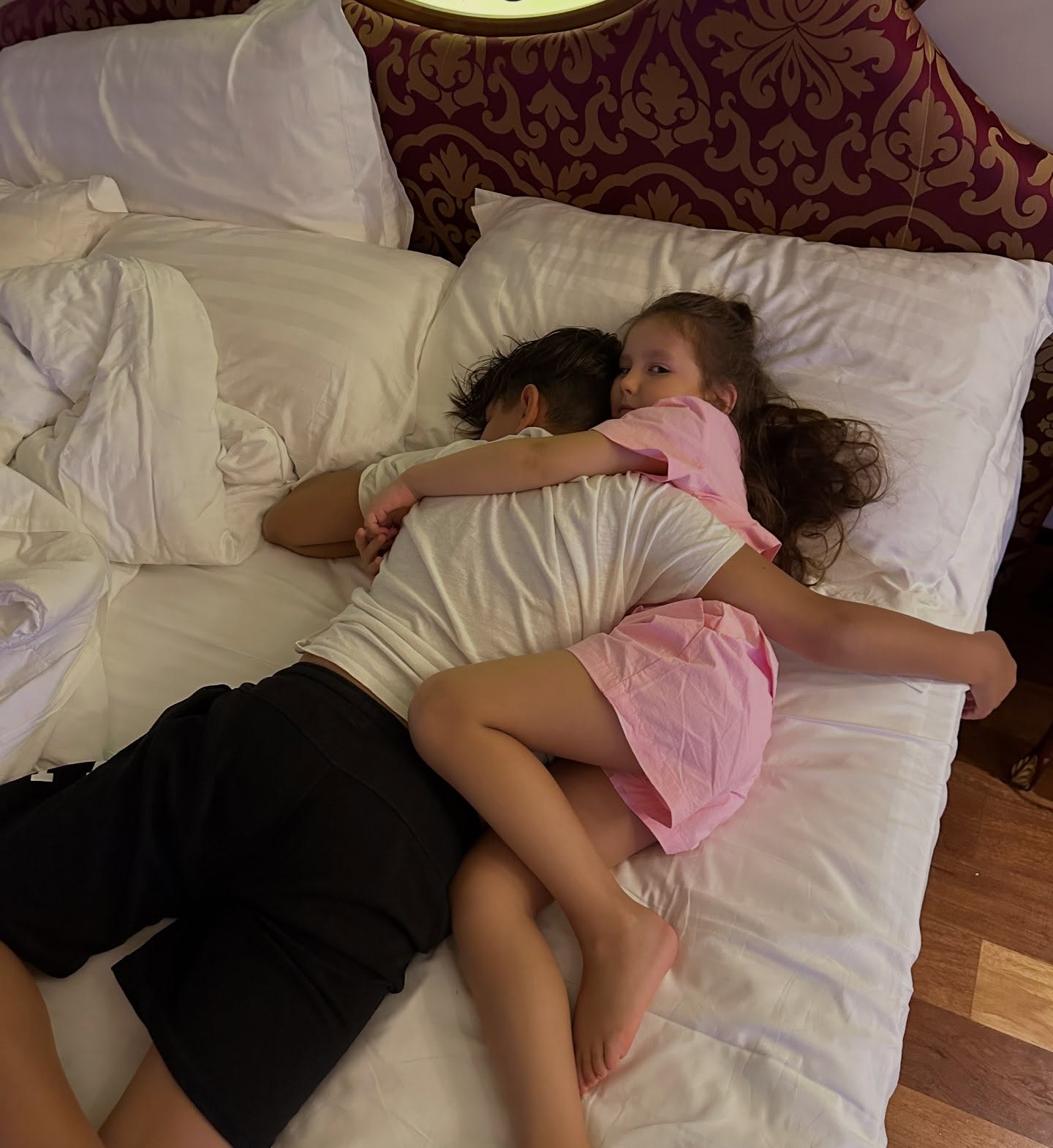 Imagini rare cu fetița Elenei Gheorghe. Amelie Nicole a împlinit 9 ani, iar mama ei i-a transmis un mesaj emoționant