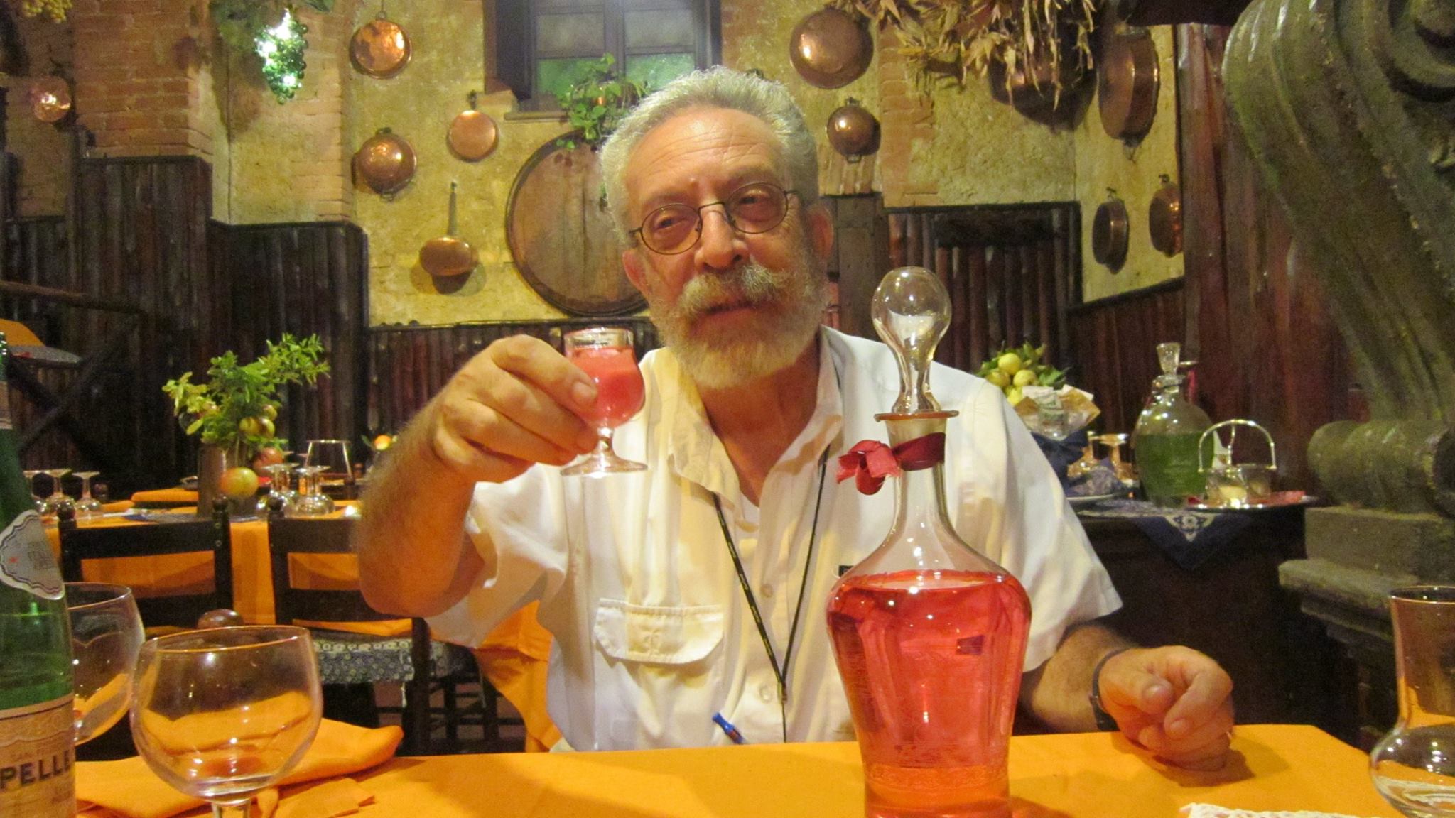 Evandro Rossetti, folkistul italian descoperit la Cenaclul Flacăra, și-a sărbătorit ziua la București, după 40 de ani
