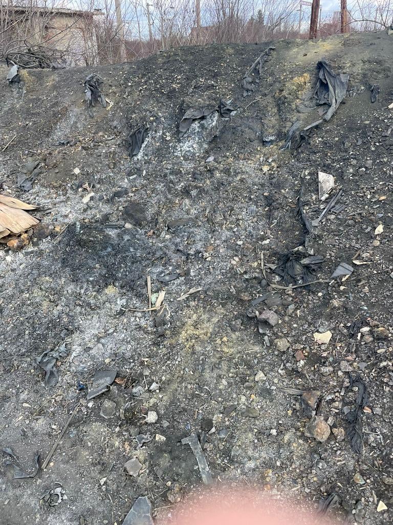Mai multe zone unde erau arse ilegal cantități mari de deșeuri, descoperite la marginea Capitalei