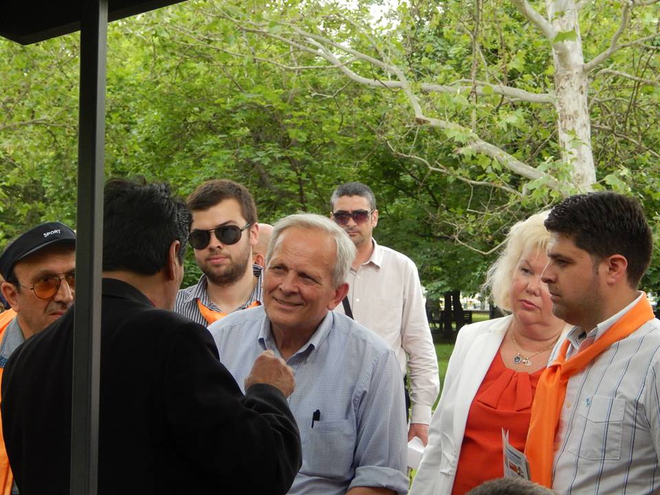 Atunci și acum / Theodor Stolojan, economistul care a ajuns premier după Mineriadă; S-a retras din cursa pentru Cotroceni, după momentul: ”Dragă Stolo”