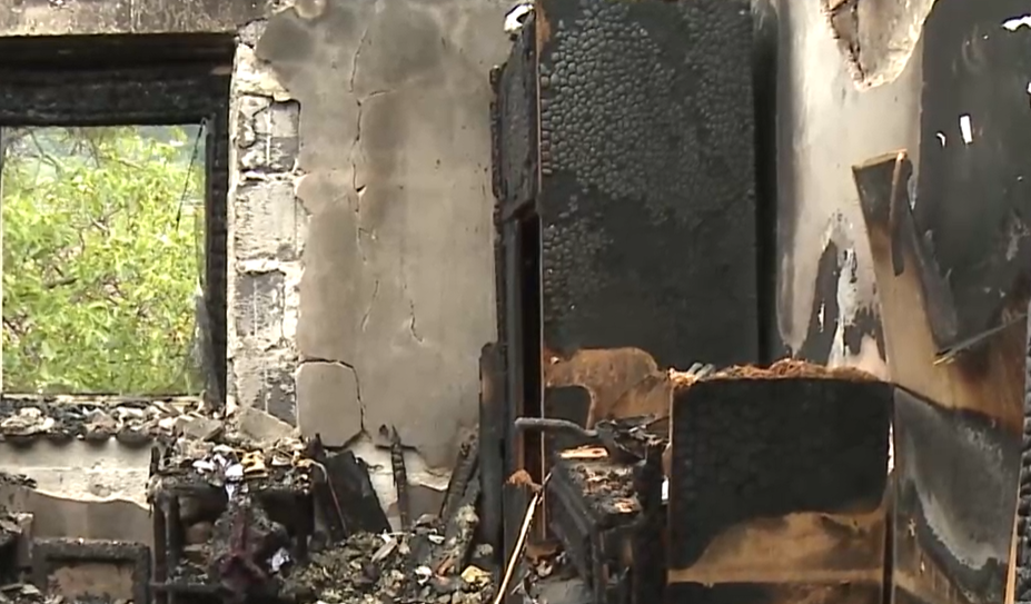 Rettenetes károkat okozott a vihar pusztítása: villám tett lakhatatlanná egy házat Balatonfüreden - videó