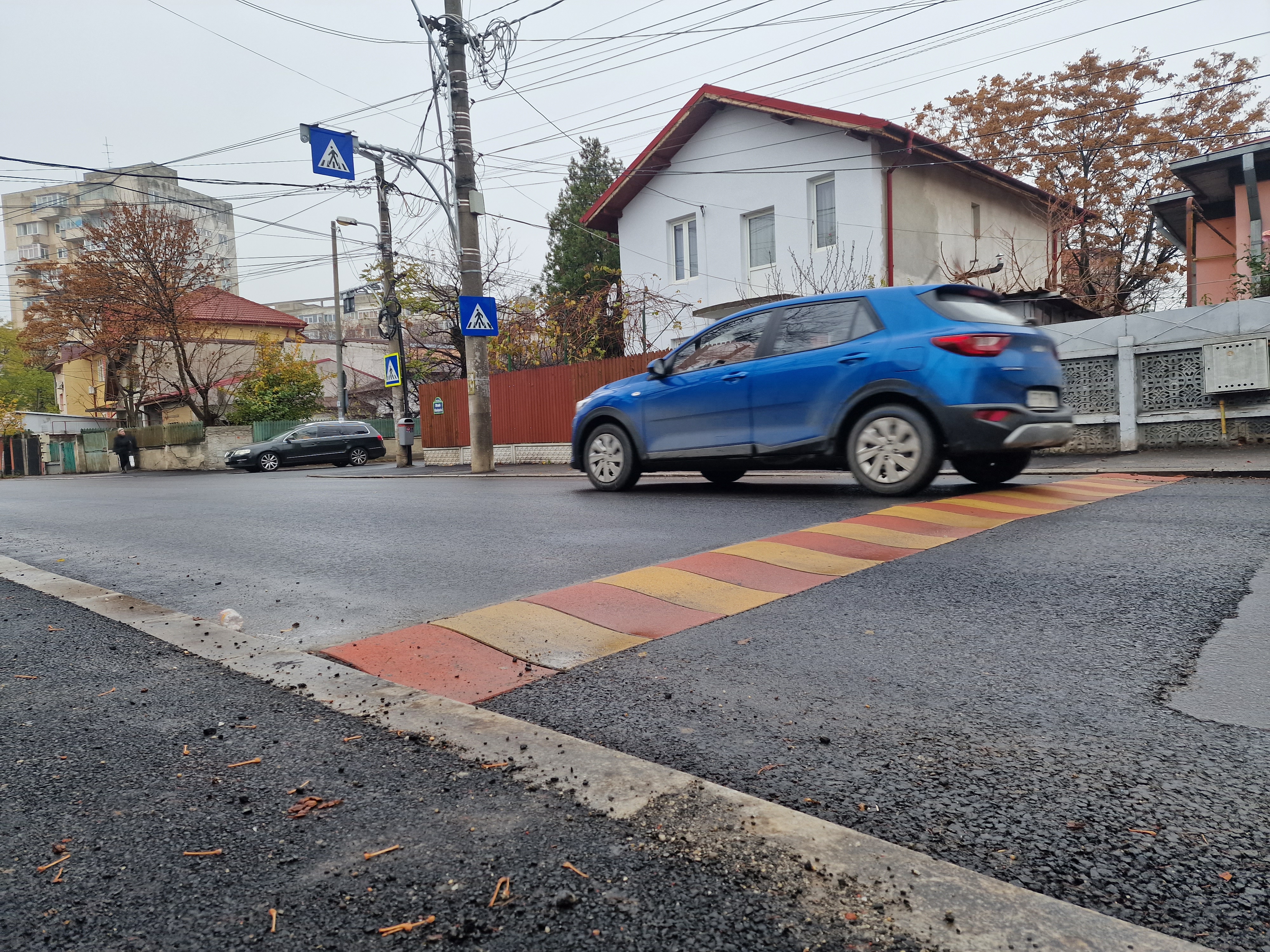 Una dintre intersecțiile prezentate de Libertatea ca puncte negre în traficul bucureștean, securizată: „Lucrare unică. E un început”