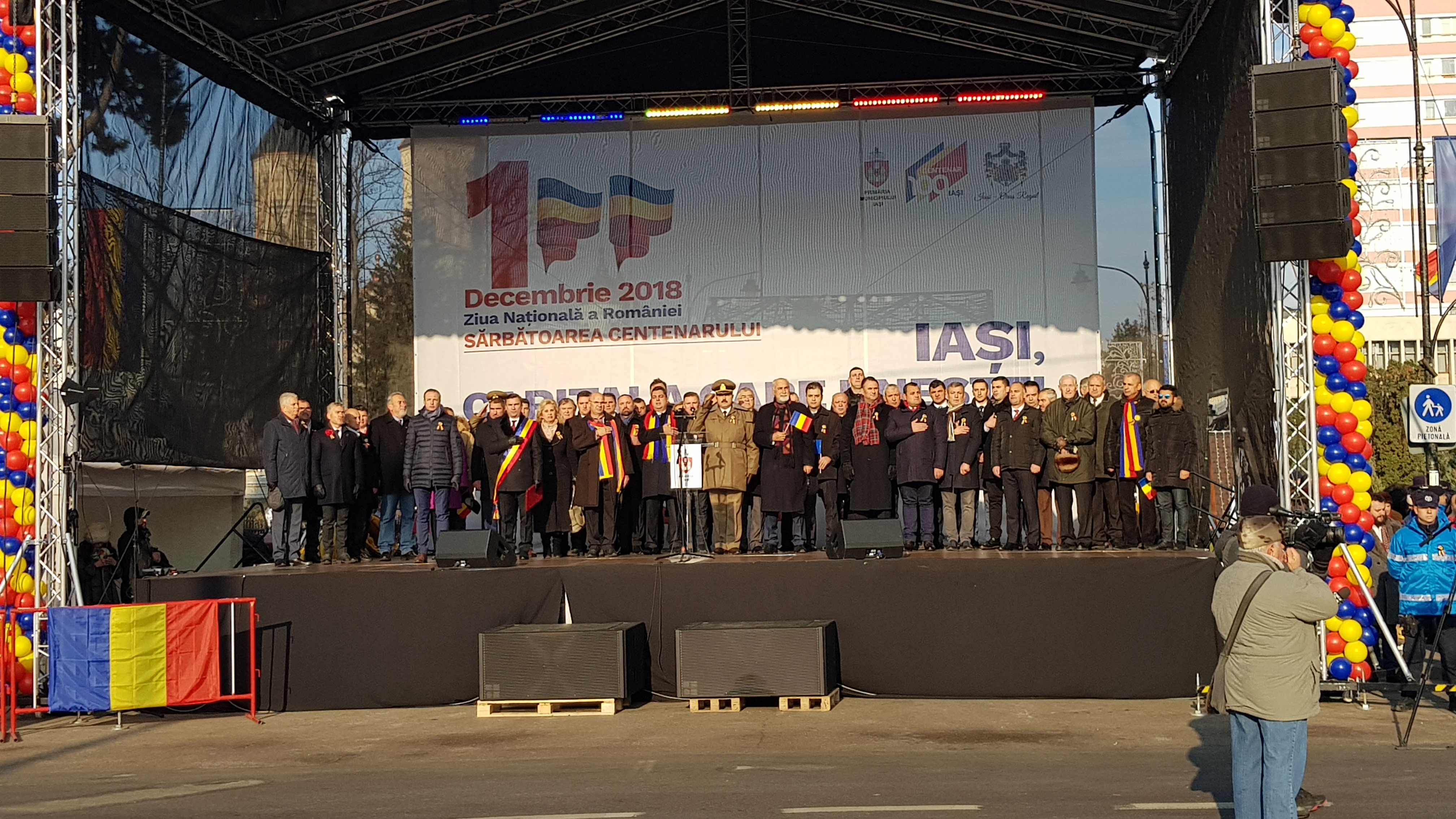 VIDEO&FOTO/ Prezență record la Iași, de 1 Decembrie. Discursul transmis de Viorica Dăncilă a fost huiduit la scenă deschisă