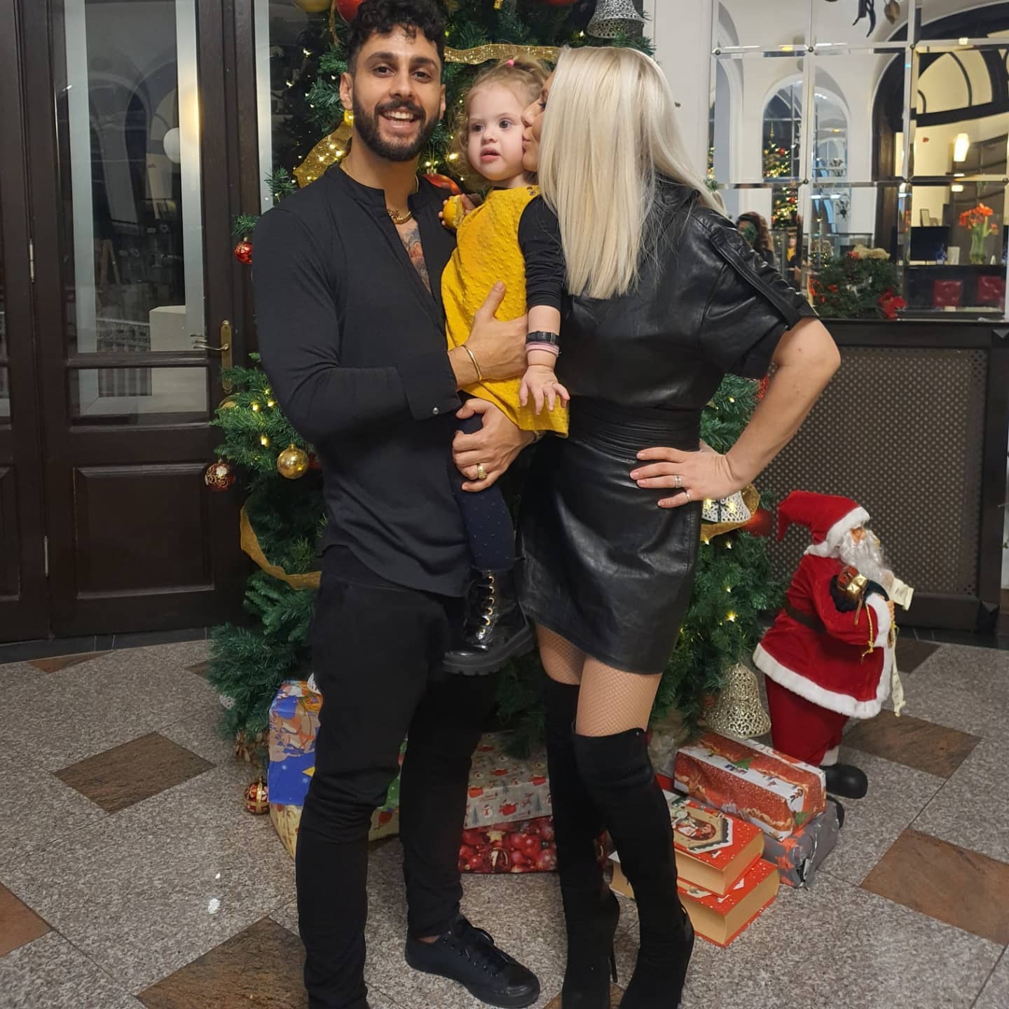 Anunțul făcut de Adina Postelnicu după 10 ani de relație cu Glance. Între cei doi artiști este o diferență de 11 ani