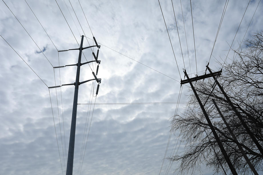 VIDEO | Bilanțul deceselor cauzate de vremea extremă în SUA a ajuns la 21. Milioane de americani îngheață în casele rămase fără curent electric