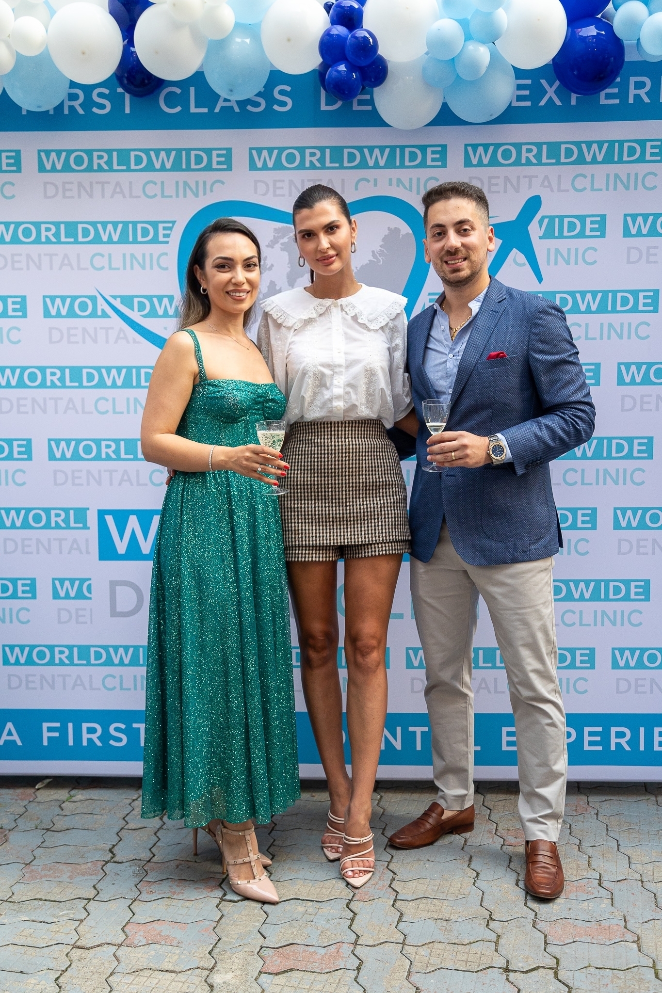 Worldwide Dental Clinic, cu sediul în Liban, deschide prima clinică stomatologică în România. Specialiști de renume internațional, lideri în domeniul stomatologiei, se dedică bunăstării pacienților