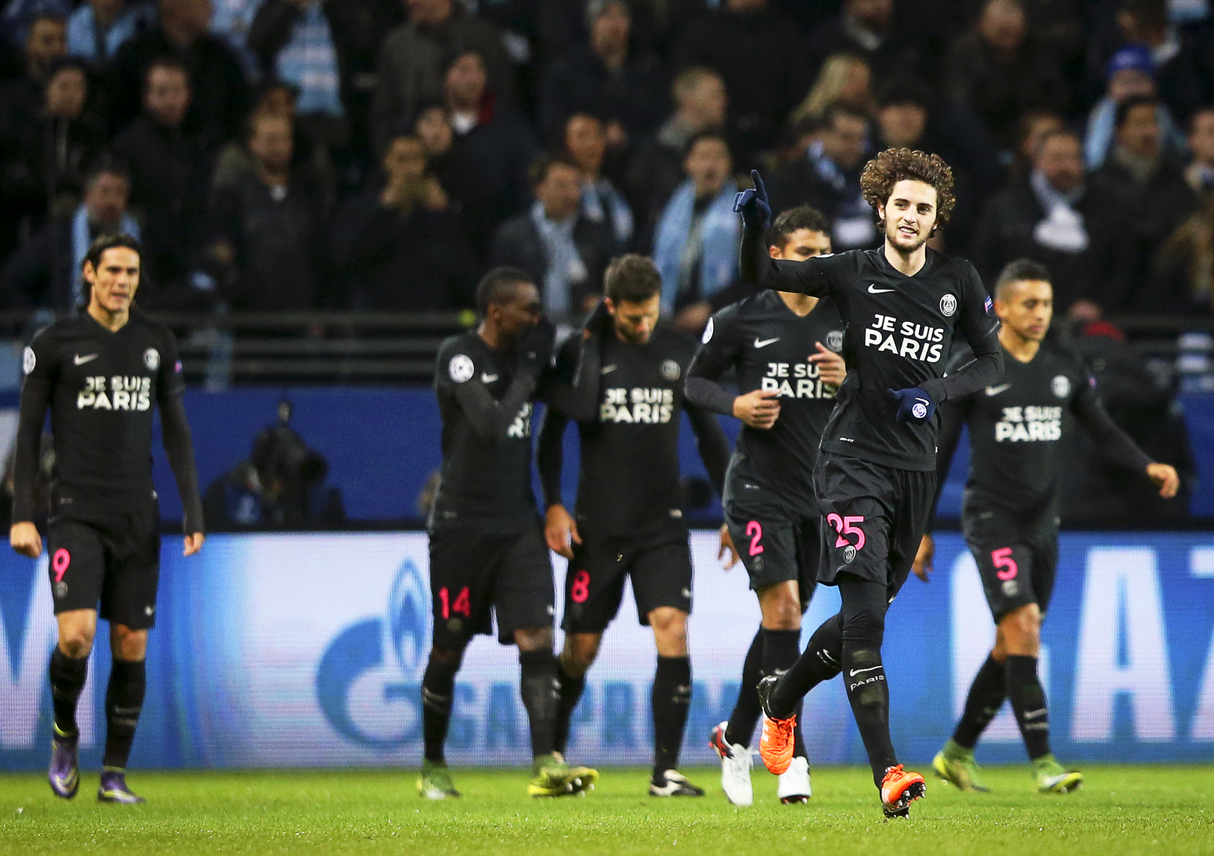 Liga Campionilor. Mircea Lucescu și “minerii” lui, meci nebun cu șapte goluri cu Real Madrid. Scor-fluviu și la Malmo - PSG. Noaptea porților deschise: 27 de reușite. Di Maria, golul 7.000 în UCL / GALERIE FOTO&VIDEO
