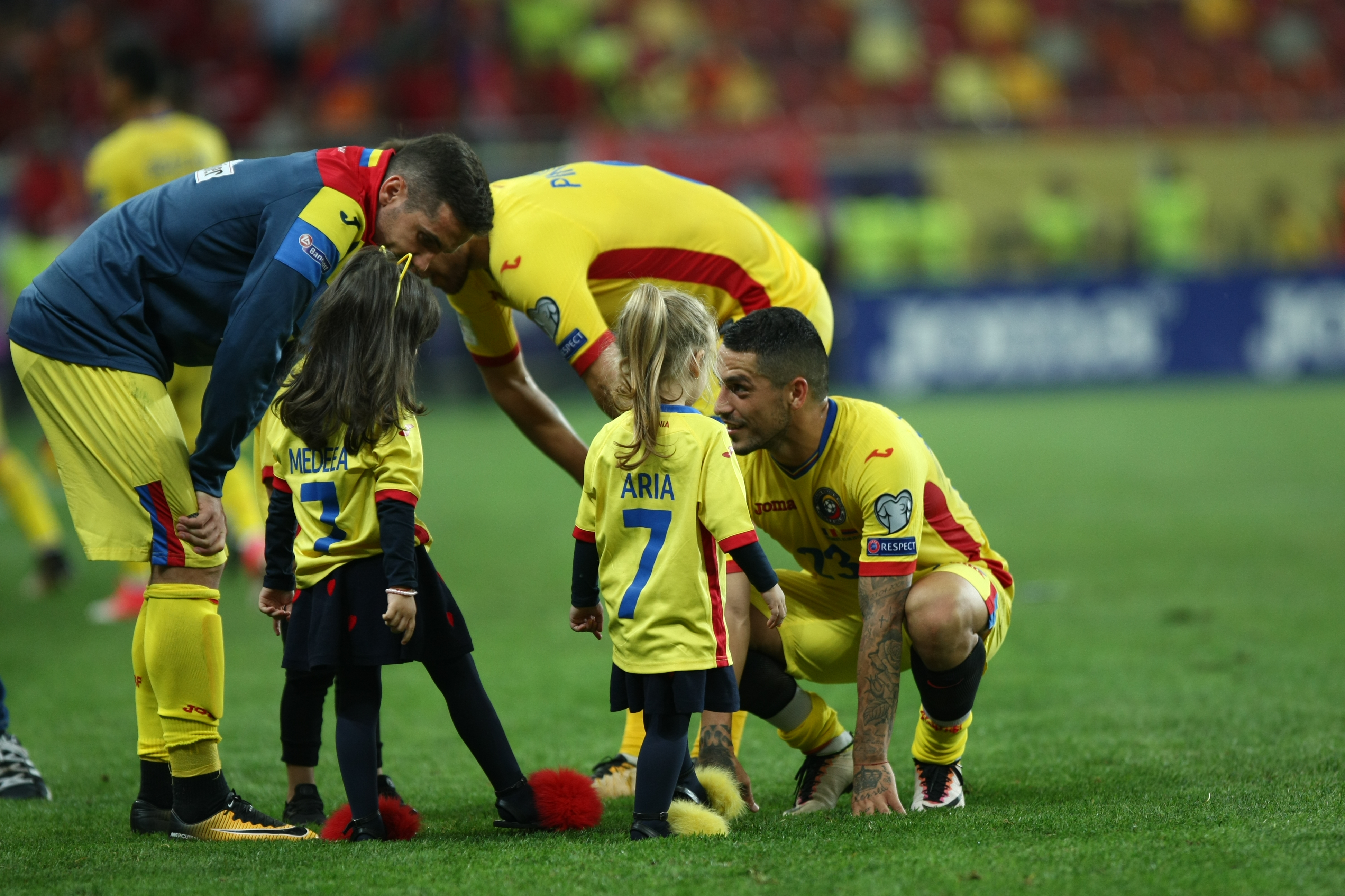 România - Armenia 1-0. Copiii de pe ”Arena Națională” au fost atracțiile serii / GALERIE FOTO