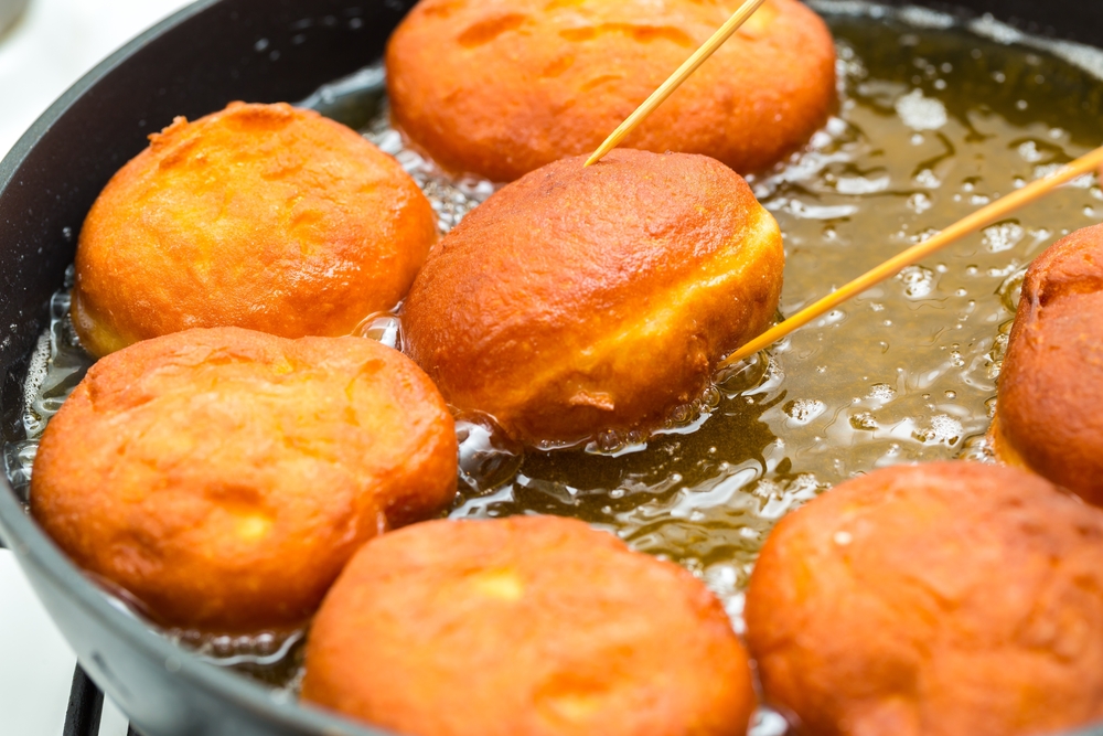 Gogoși pufoase - rețete pentru gogoși delicioase și aromate