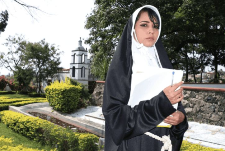 Imagini incendiare cu fosta călugăriță care a ajuns star porno. "Îl rog pe Dumnezeu să mă țină sănătoasă pentru a-mi face meseria" | FOTO