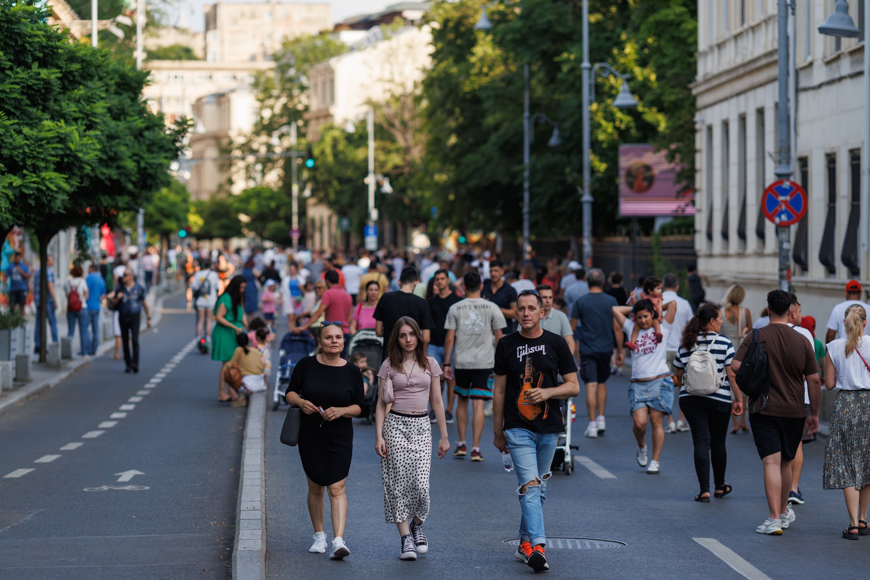 FOTOREPORTAJ. „B-Fit in the Street” în 50 de imagini. 200 de artişti din Spania, Franţa și Italia au făcut spectacol pe străzile din București