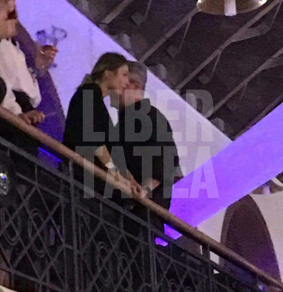 FOTO EXCLUSIV/ Atenție, crai în acțiune! Dan Bittman, fotografiat în timp ce-și copleșea ”muza” de 21 de ani cu farmecul lui!