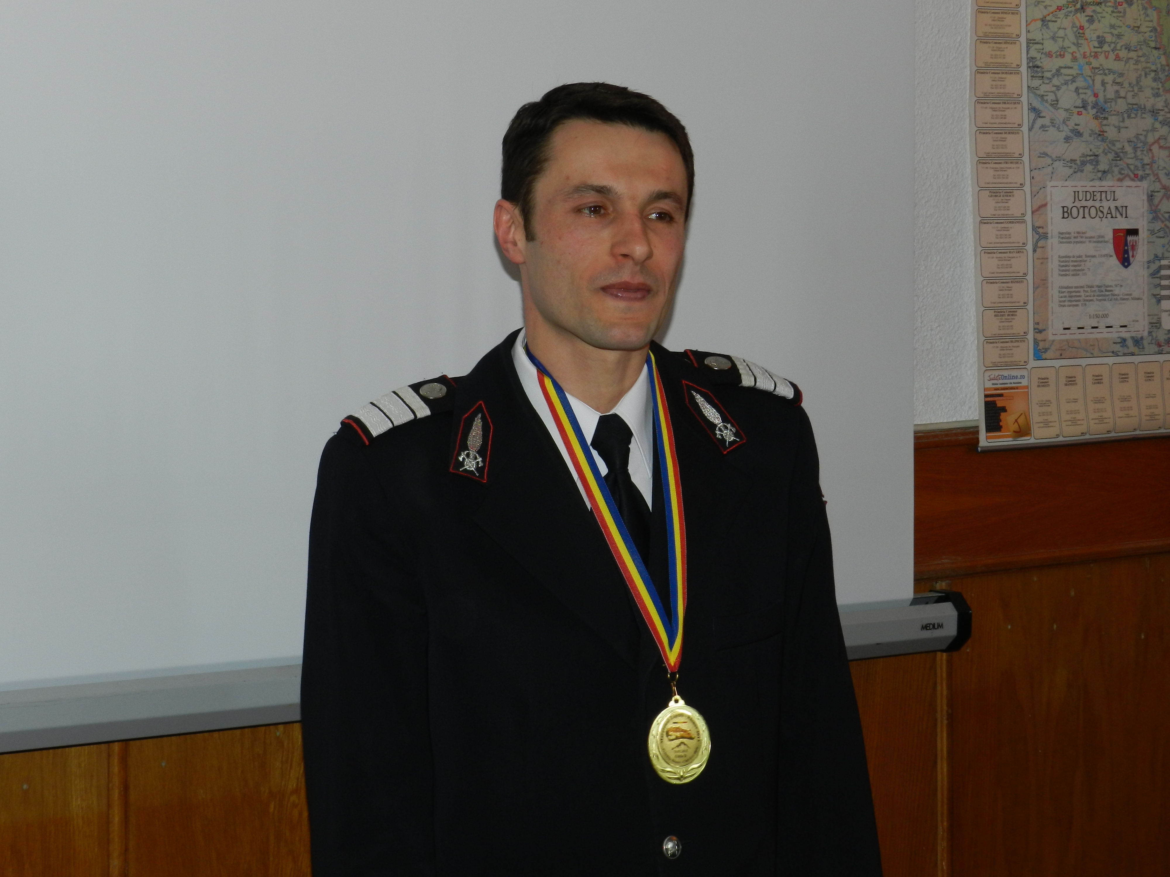 EXCLUSIV / Pompierul-maratonist cu plămâni de oțel. Iulian Rotariu aleargă sute de kilometri prin deșert și pe creste înzăpezite