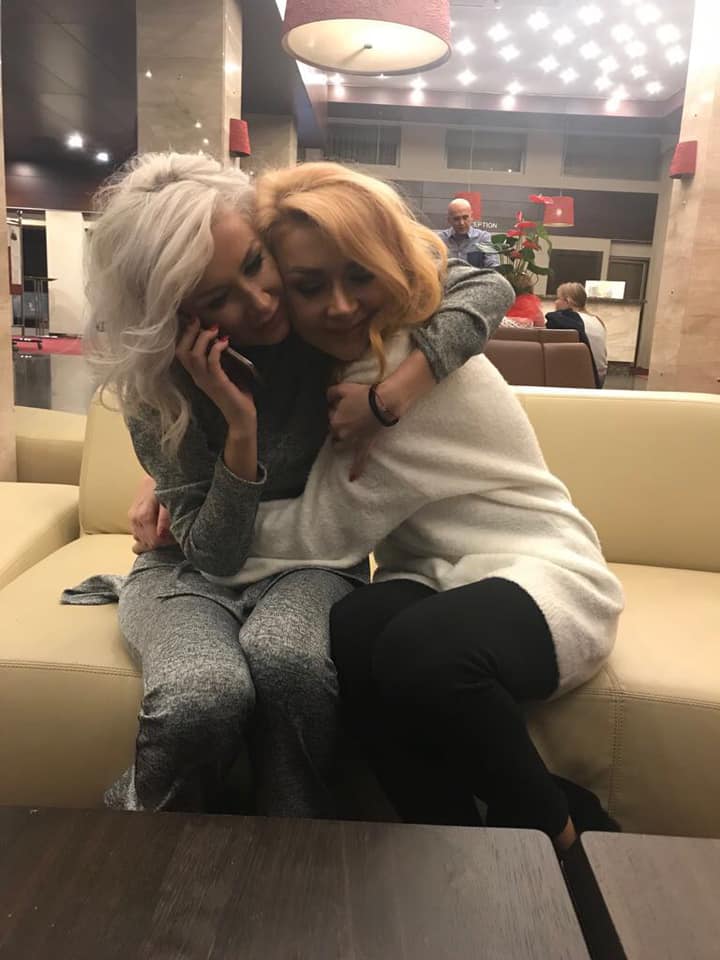 Incredibilă declarație a Denisei de la Bambi despre sora sa. "Acreala ta, morala interminabilă despre dezordine și logoreea când ești nevorbită" | FOTO