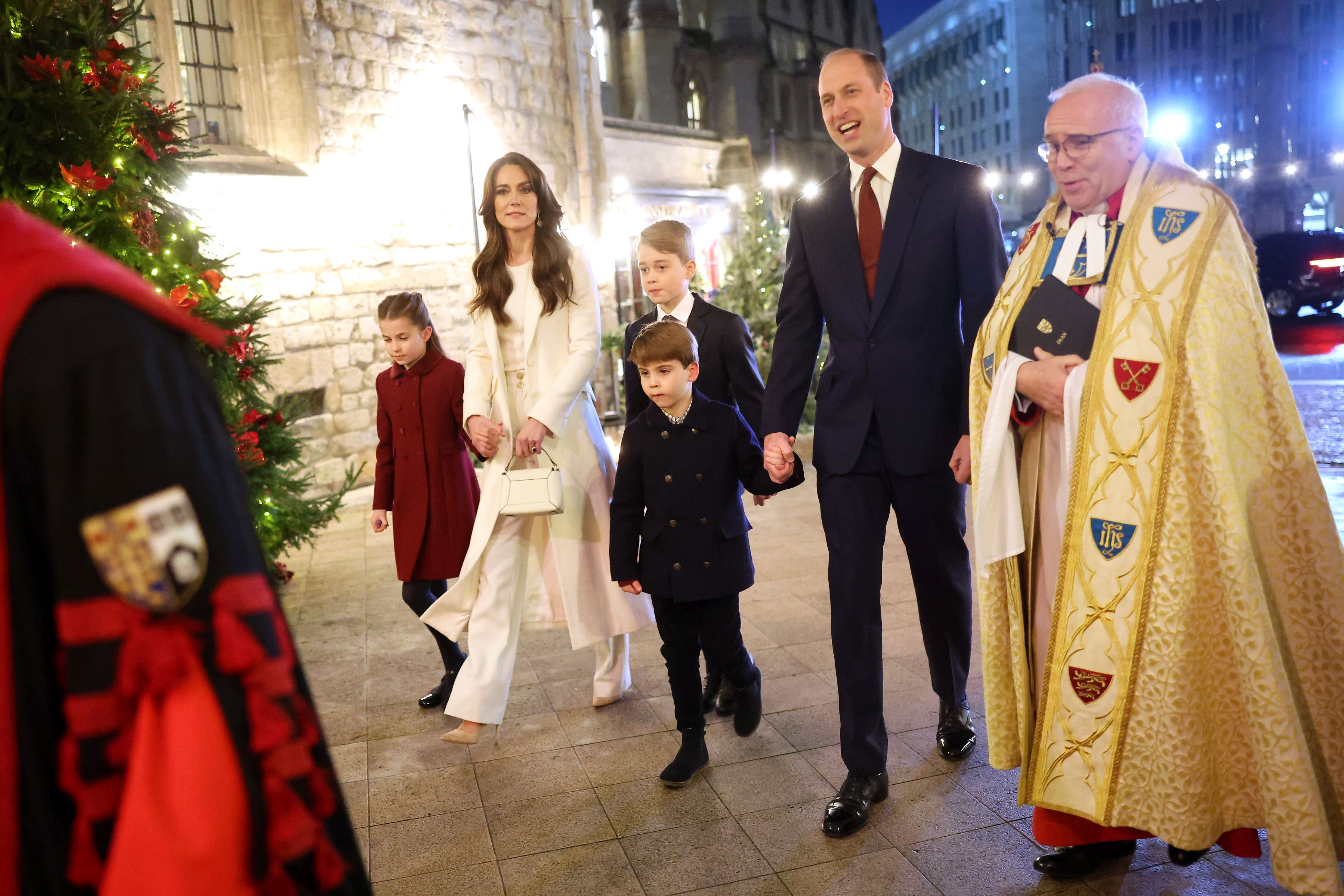 Kate Middleton, prima apariție după ce a încheiat chimioterapia. Prințesa de Wales s-a întors la munca regală