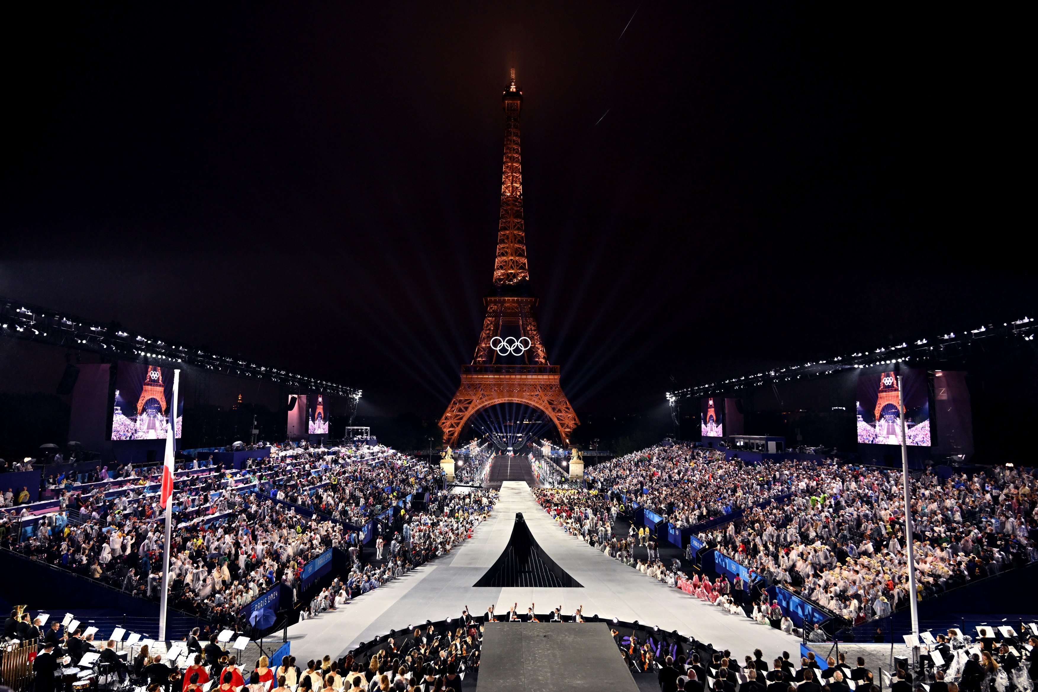 Ceremonia de deschidere a Jocurilor Olimpice de la Paris 2024. Imagini spectaculoase din capitala Franței | VIDEO