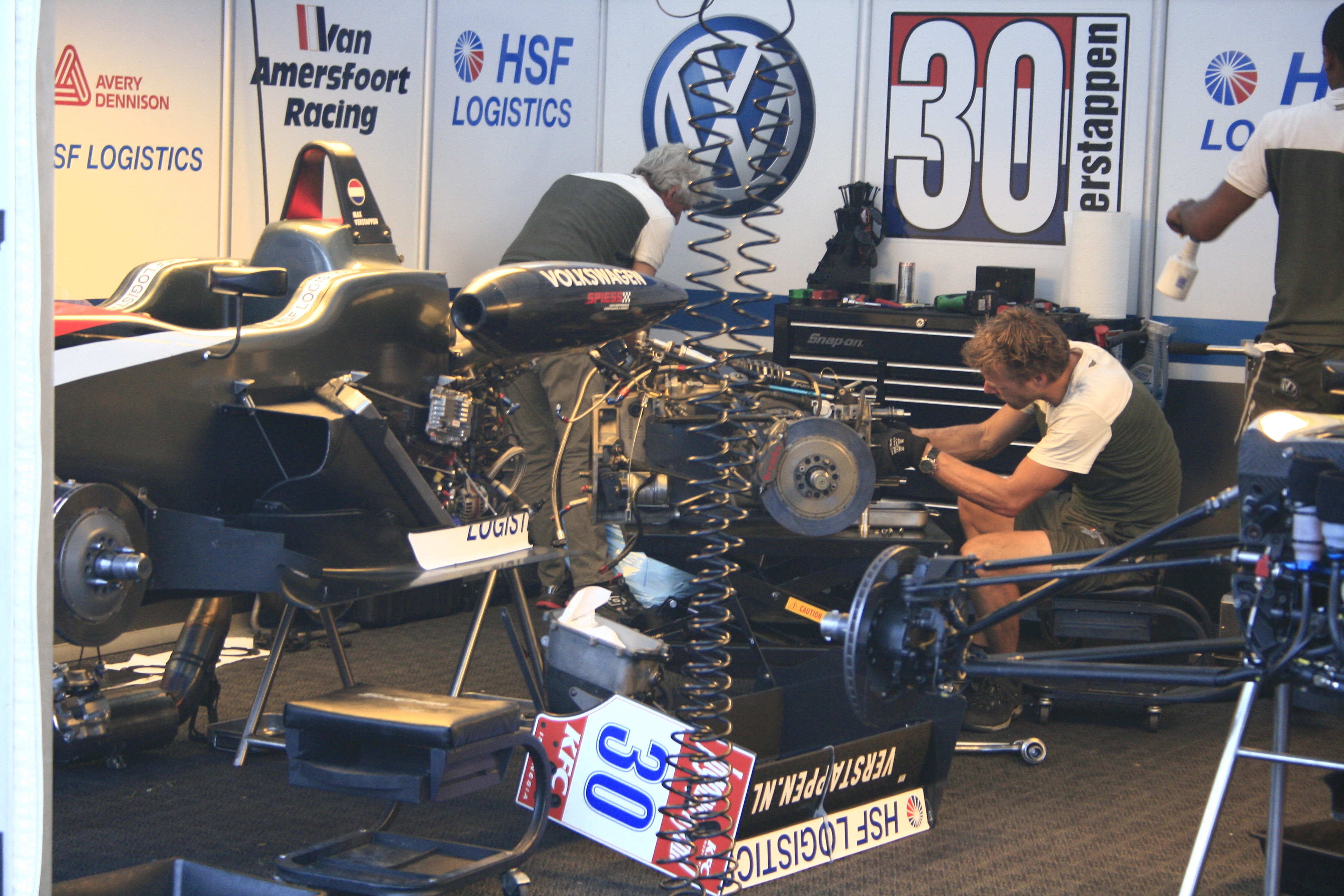 FOTO & VIDEO / Interviu cu Max Verstappen (F3)