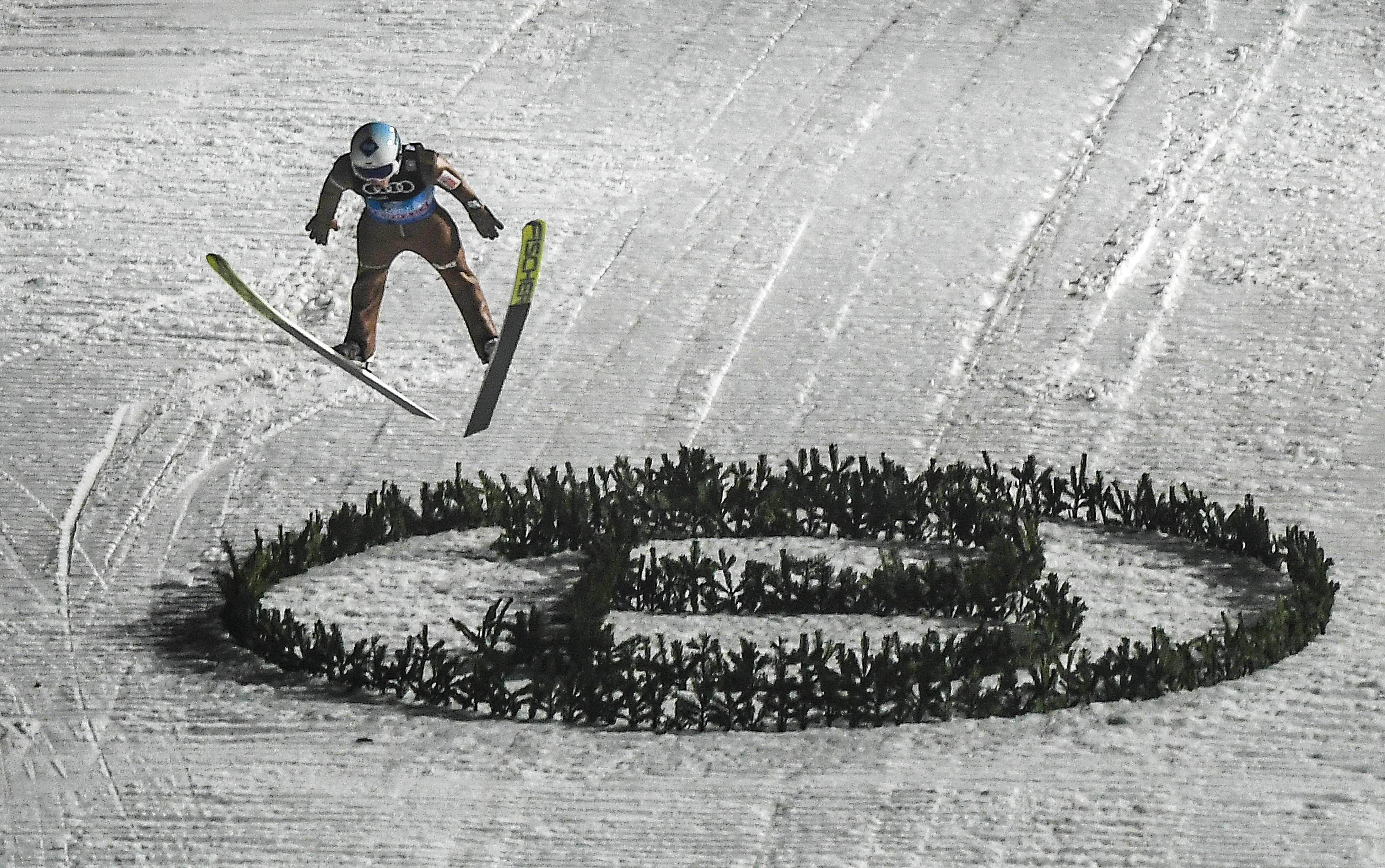 Turneul celor 4 Trambuline 2017/ 2018. Polonezul Kamil Stoch, în istorie! 4 victorii din 4, recordul vechi de 16 ani a fost egalat / FOTO&VIDEO