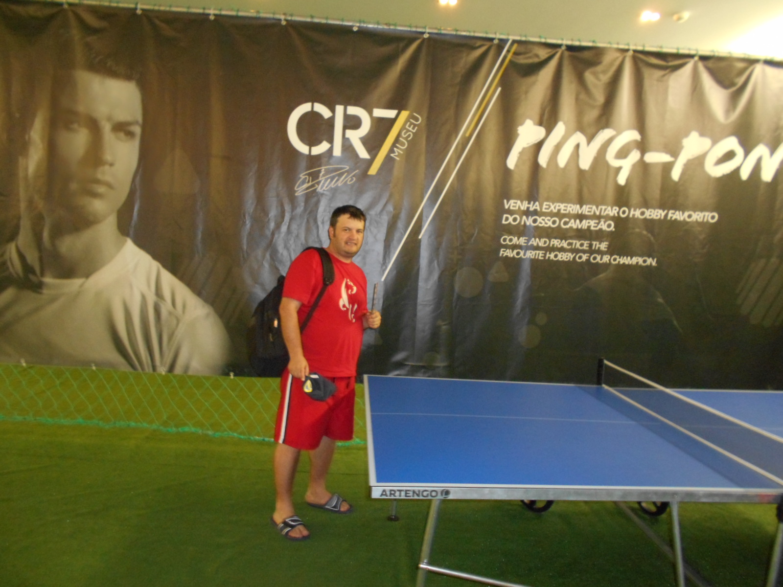 Sportnews, incursiune spectaculoasă și inedită în universul ciudat al starului portughez Cristiano Ronaldo din stațiunea Vilamoura. Lux, muzeu și discotecă cu probleme!