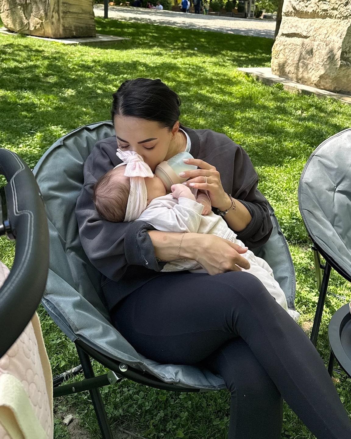 Larisa Iordache și soțul ei au început pregătirile pentru botezul fetiței. Ce regulă trebuie să respecte invitații. „O să avem o tematică”