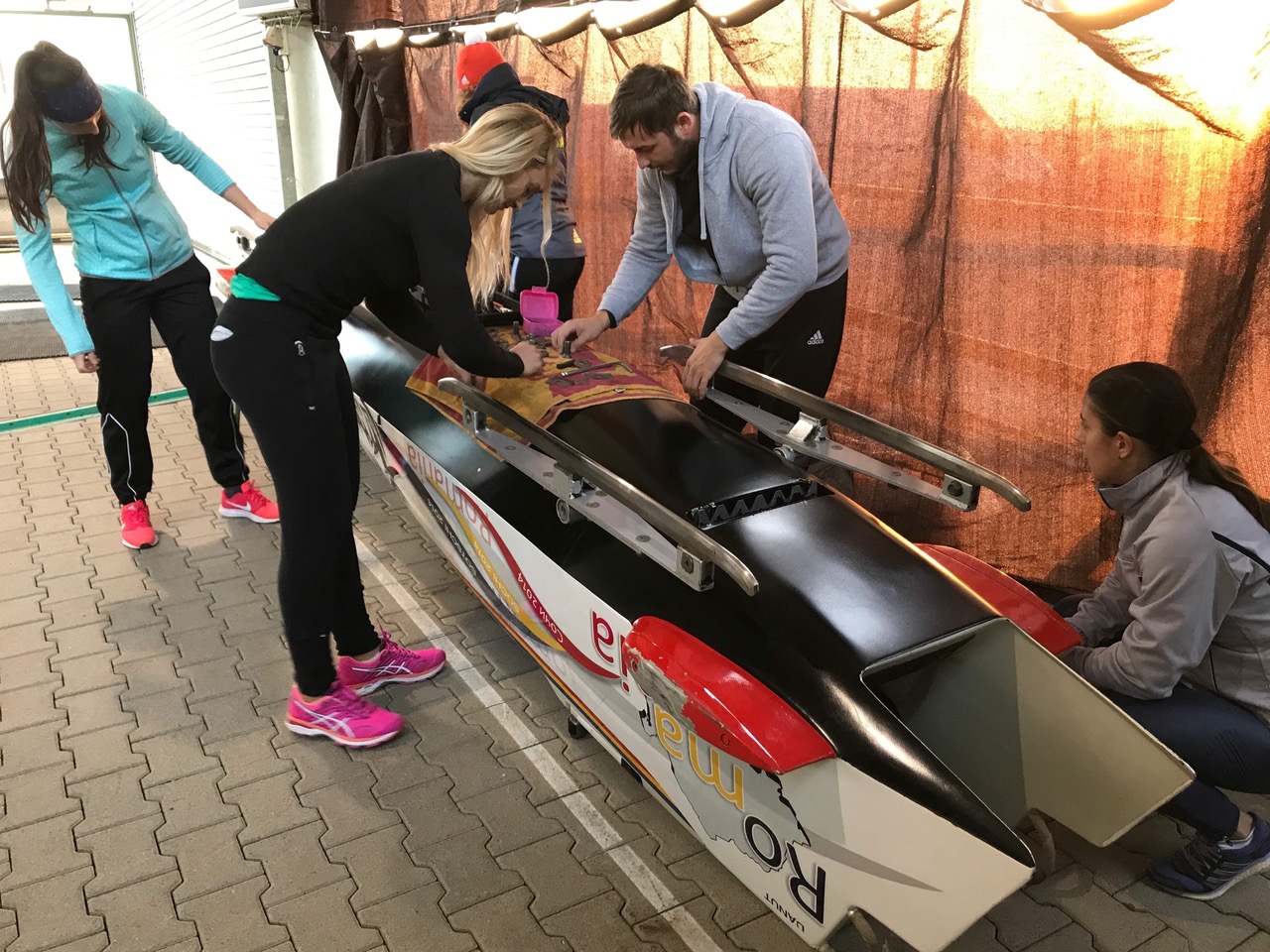 Beatrice Puiu, dublă medaliată la Naționalele de atletism, va concura la Mondialele de bob