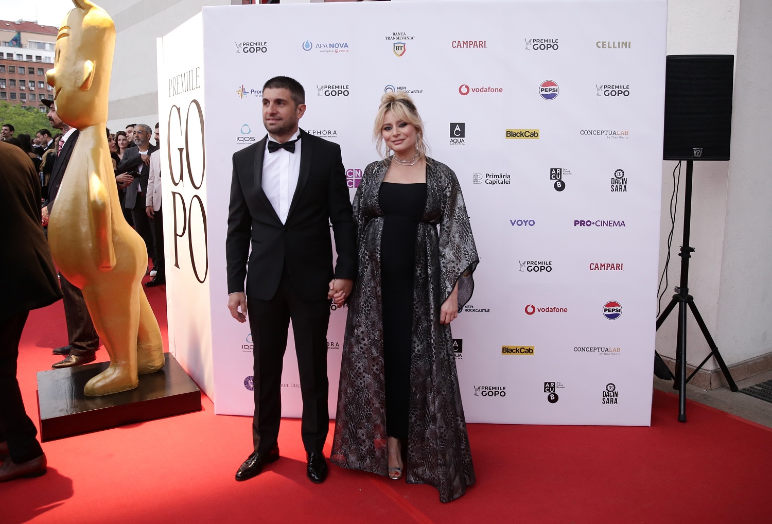 Reacția lui Cosmin Curticăpean după ce Laura Cosoi s-a sărutat cu Jorge în filmul „Retreat Vama Veche”: „Scenele nu sunt luate în serios”
