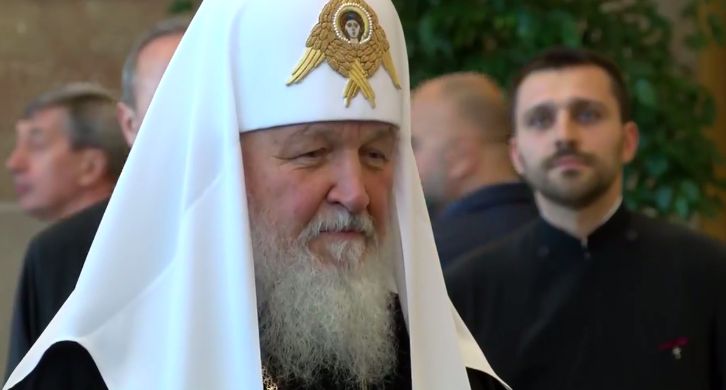 FOTO & VIDEO | Patriarhul Kiril al Rusiei a ajuns la București. „Sunt foarte bucuros să pășesc pe pământul României”