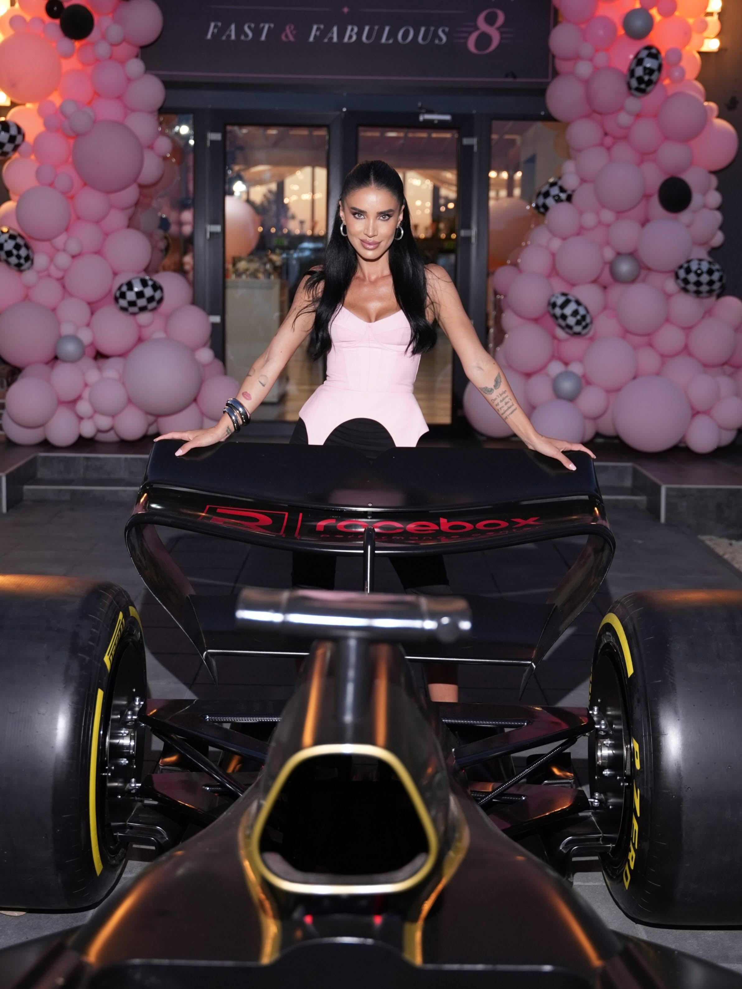 Imagini de la petrecerea fiicei Adelinei Pestrițu. Zeny a împlinit 8 ani, iar tema a fost inspirată din Formula 1