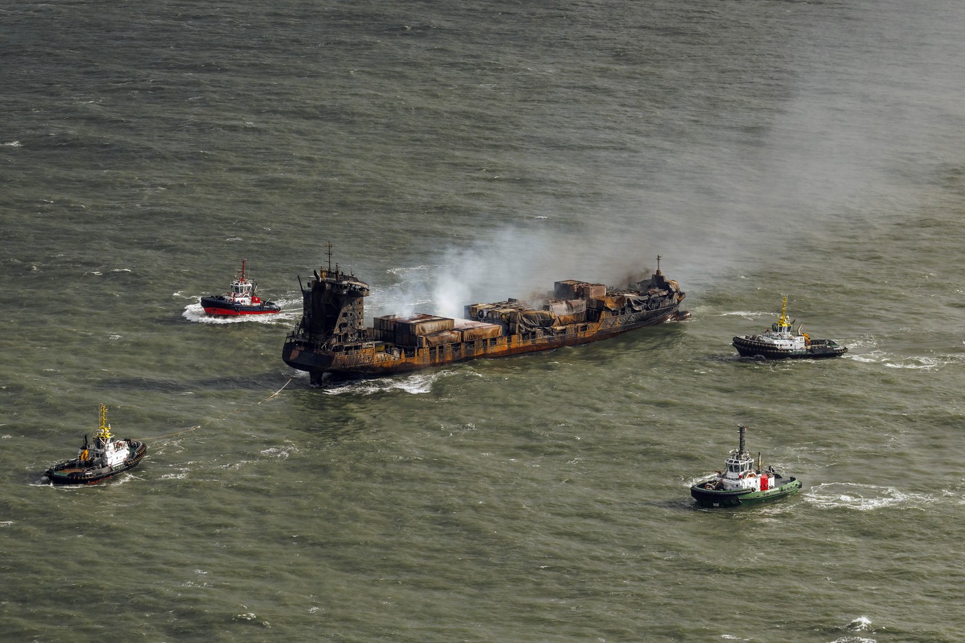 Comandantul navei care s-a ciocnit de un petrolier în Marea Nordului e rus