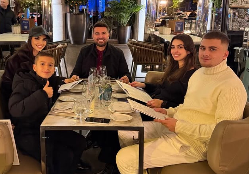 Imagini rare cu fiul lui Adrian Mutu și al Alexandrei Dinu. Mario e de nerecunoscut la 23 de ani