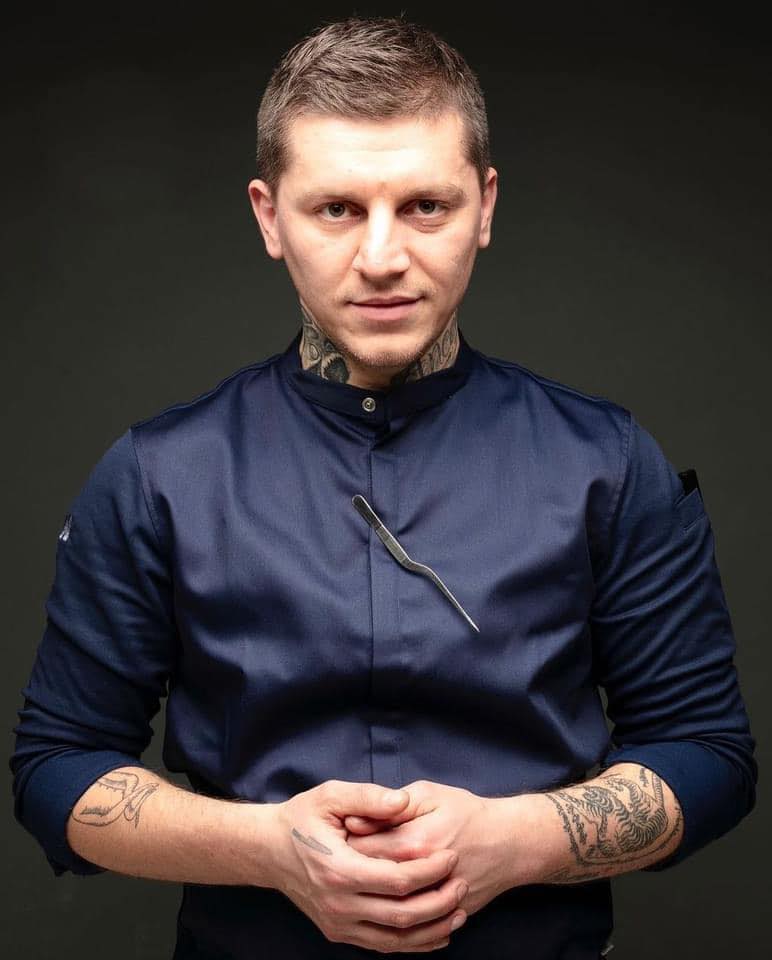 Liviu Moroiu, prima reacție după ce nu a fost ales pentru echipe la „Chefi la cuțite”. A refuzat cuțitul de aur: „Gestul meu a fost înțeles greșit”