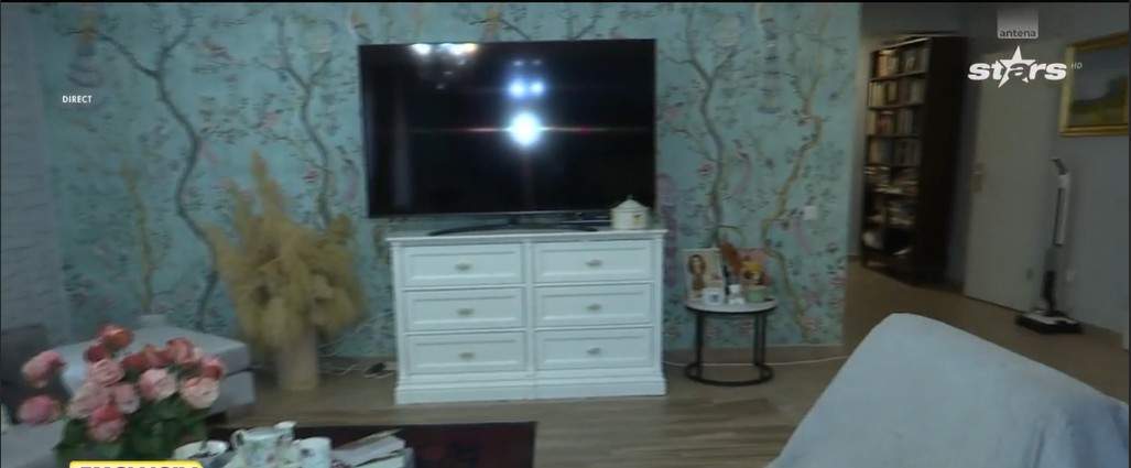Imagini din casa în care locuiește Oana Roman. Obiectul care a atras atenția tuturor