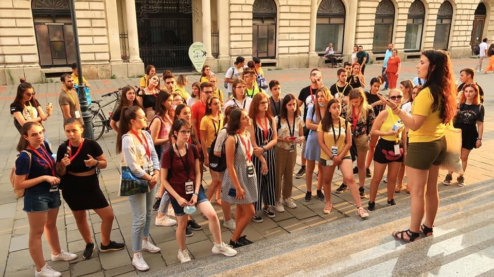 Cea mai mare tabără pentru elevi este organizată de Universitatea din București, la un preț foarte accesibil