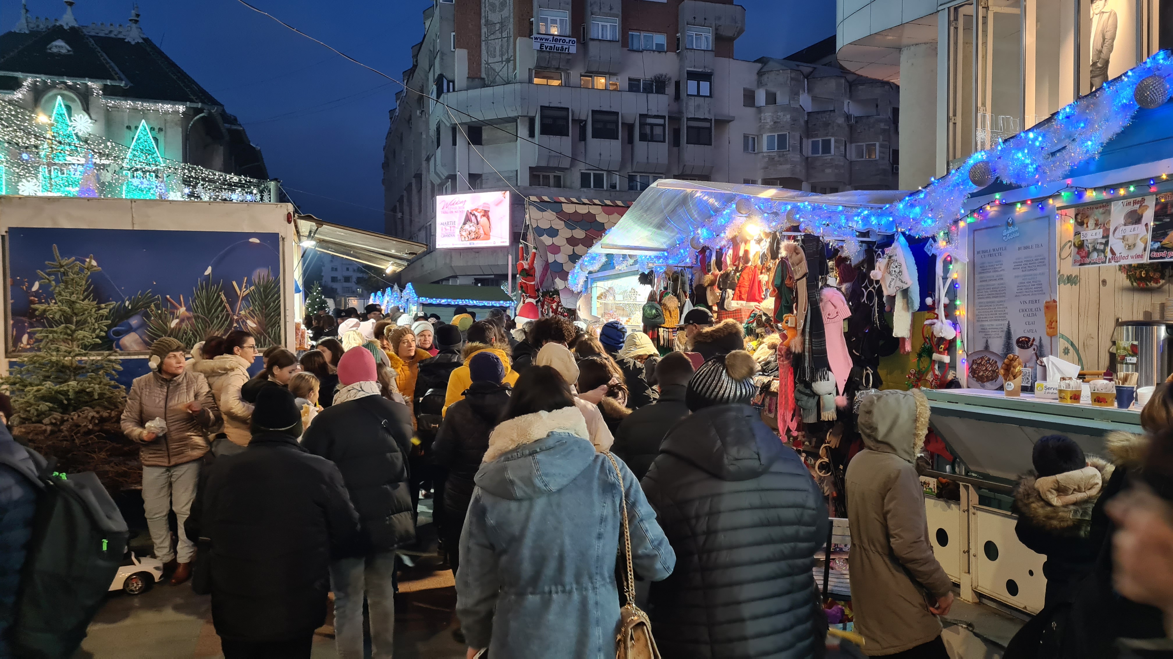 REPORTAJ. Am vizitat Târgul de Crăciun de la Craiova, declarat unul dintre cele mai frumoase din Europa. Ce merită văzut și ce trebuie evitat