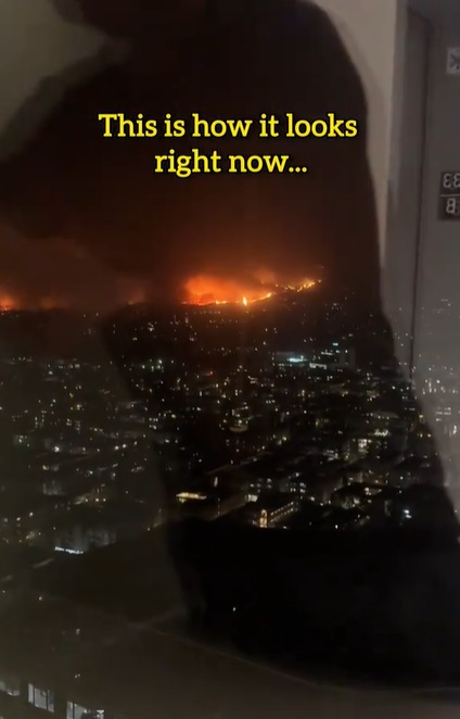 Andra Gogan a filmat de la fereastra apartamentului ei incendiul uriaș din Los Angeles: „Mi-am făcut bagajul”
