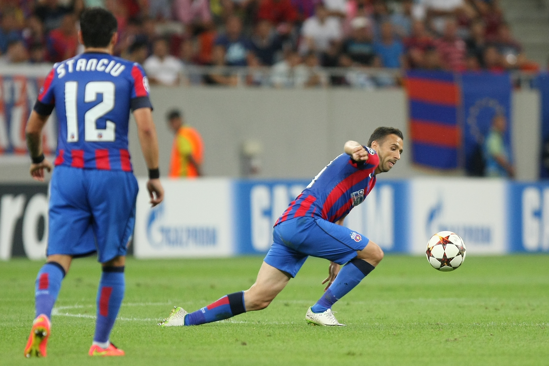 FOTO&VIDEO / Steaua - Ludogoreţ 1-0. Chipciu a adus victoria în minutul 88